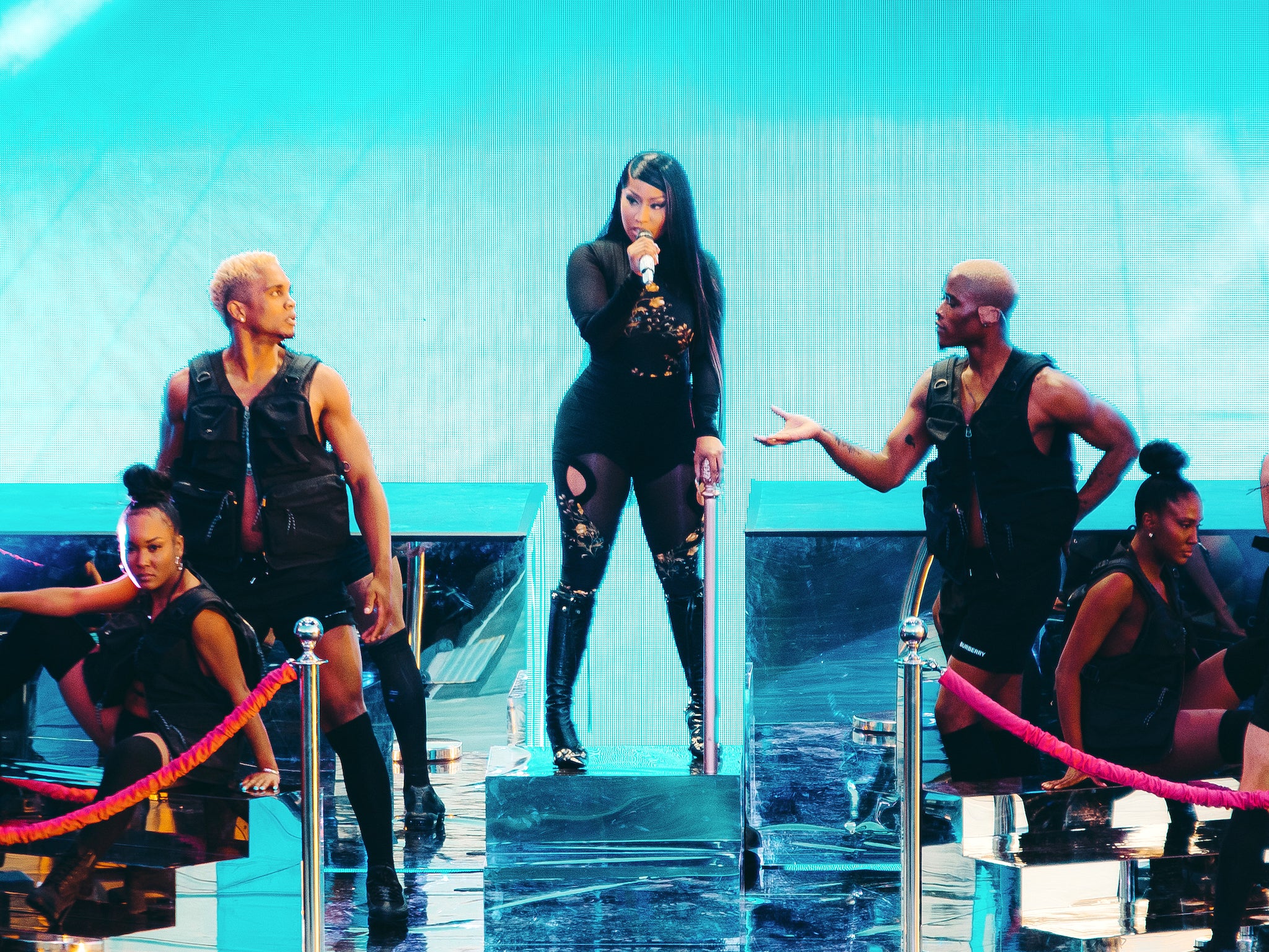 Nicki Minaj review, Wireless Rap superstar delivers an allkillerno